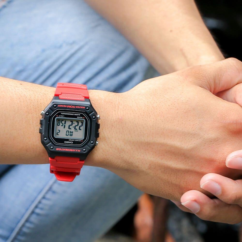 Relógio Casio Unissex W-218H-4BVDF Vermelho 5