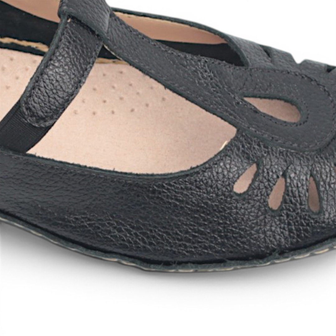 Sapatilha Couro Detalhe Preto 3