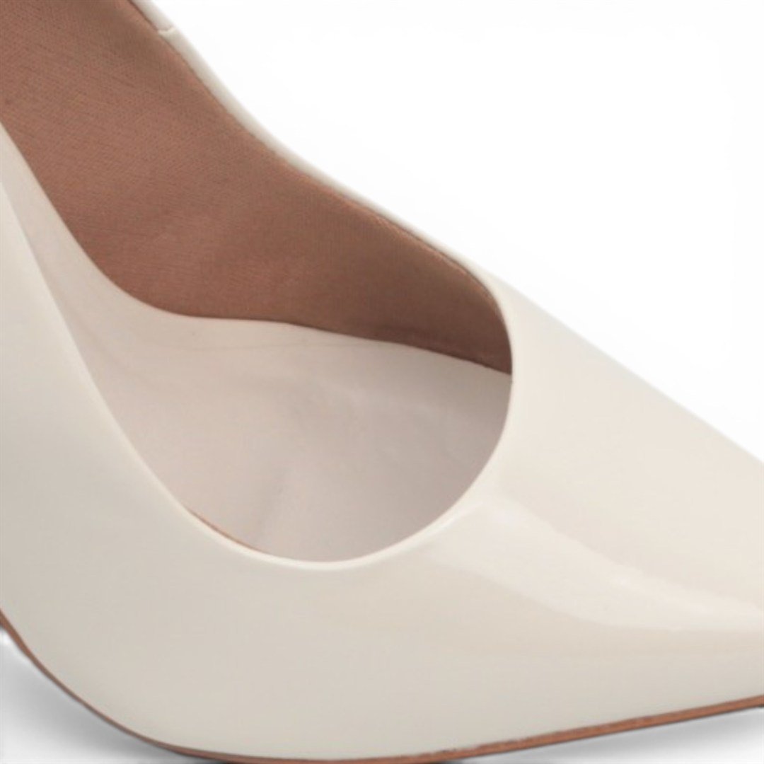 Scarpin Salto Fino Branco 3