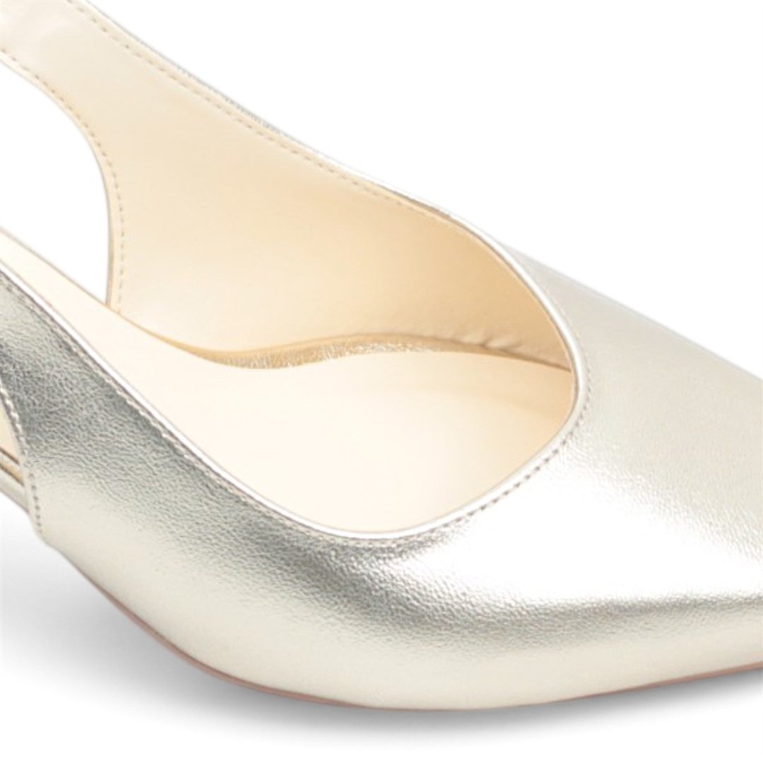 Scarpin Slingback Salto Fino Ouro 3