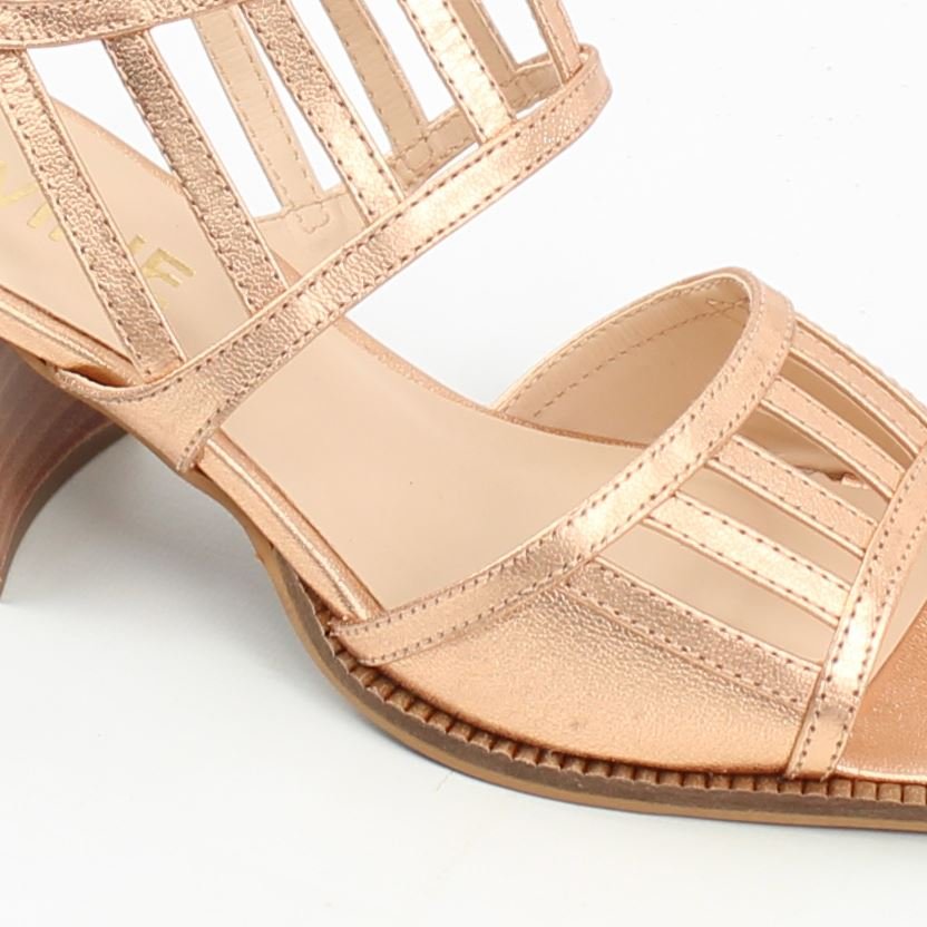 Sandália Salto Bloco Metalizada Rose Gold 3