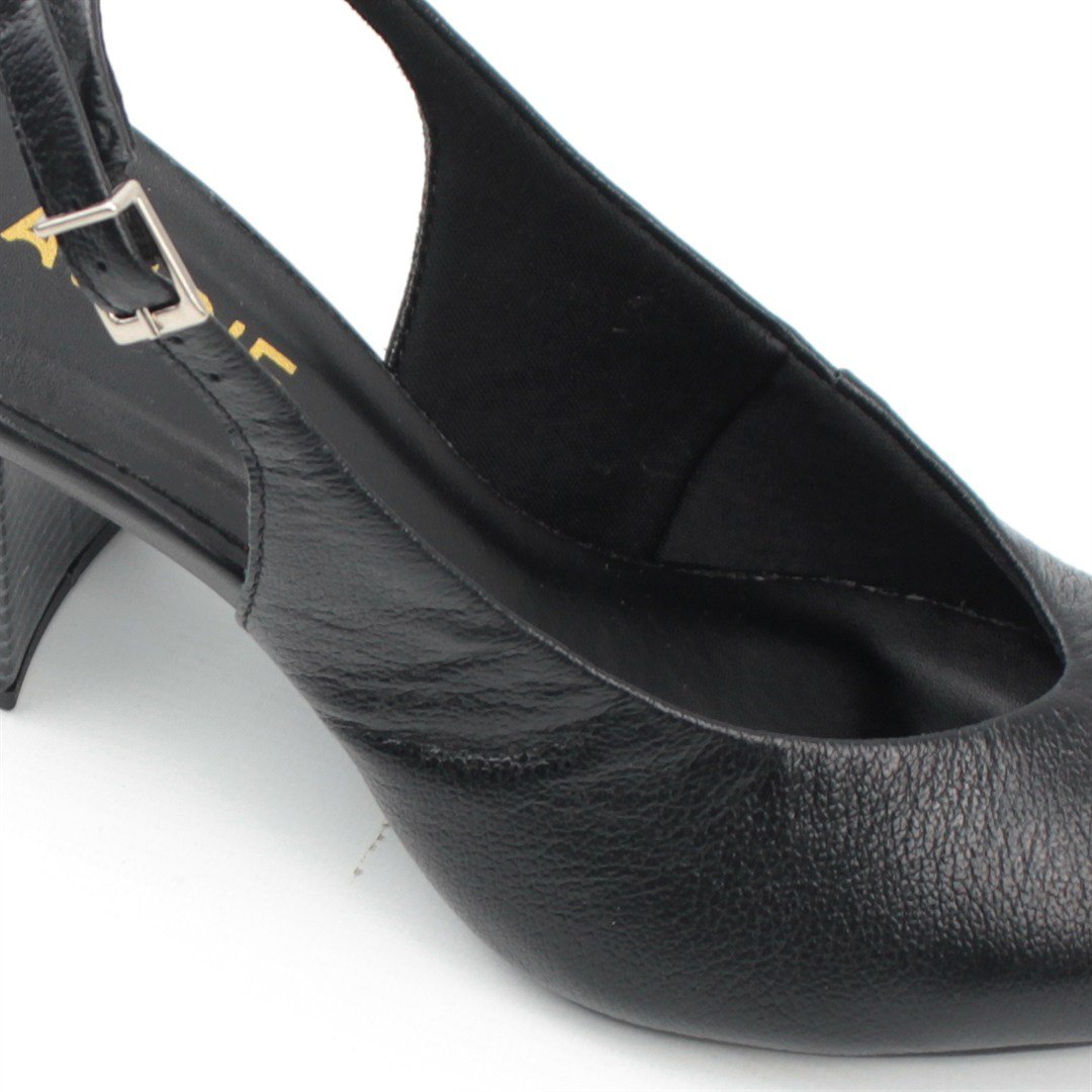 Scarpin Slingback Salto Bloco Preto 4