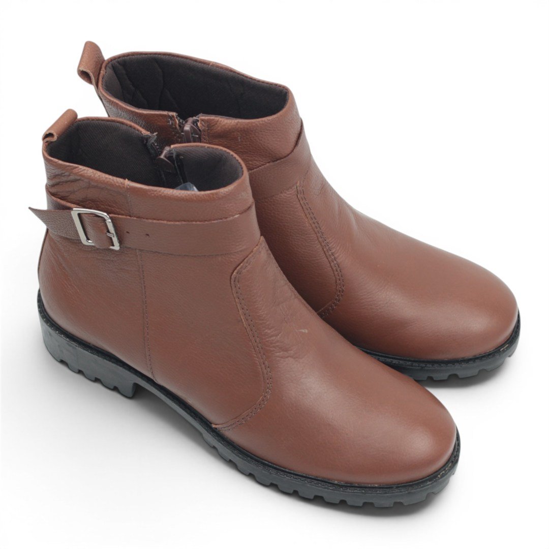 Bota Cano Baixo Salto Bloco Couro Marrom 3