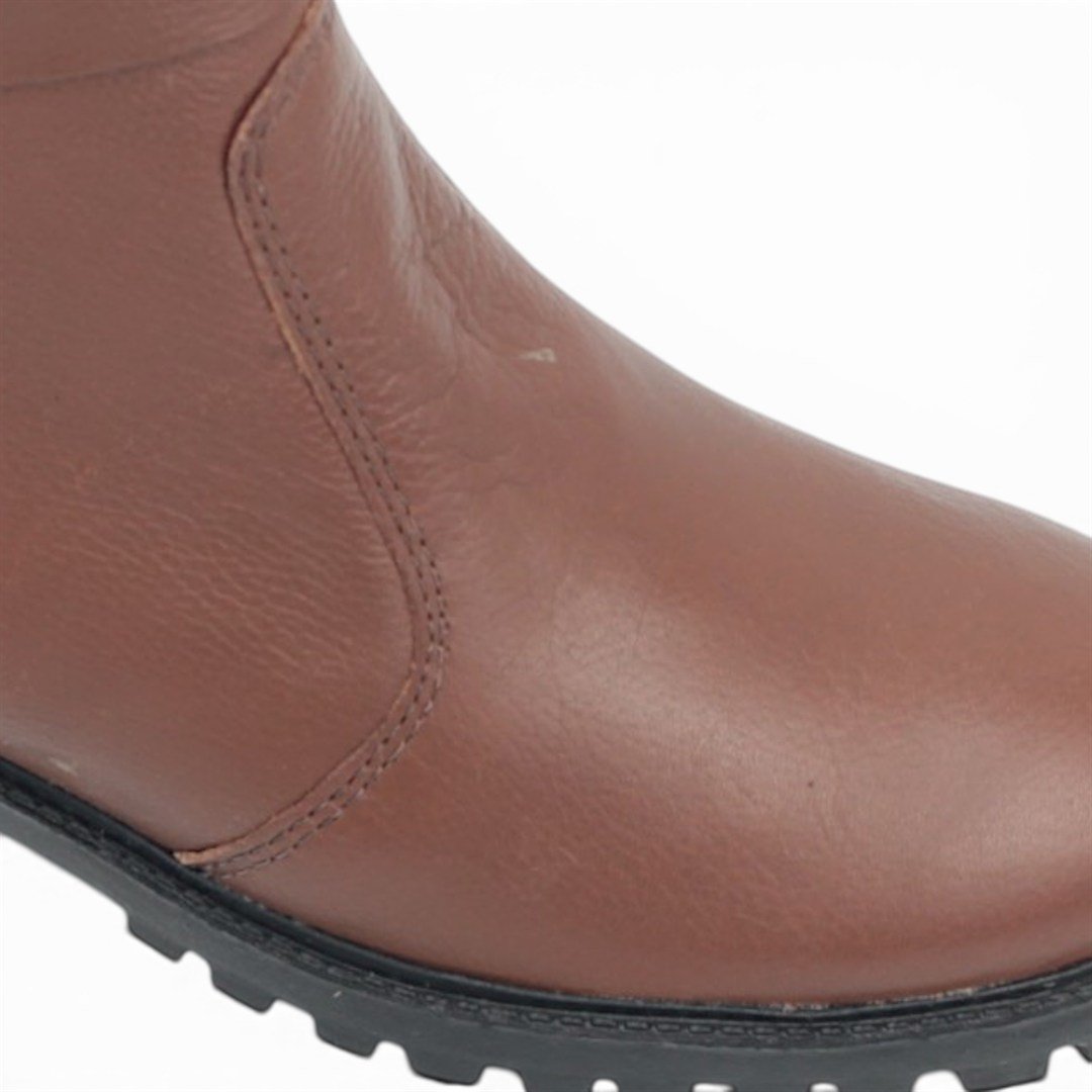Bota Cano Baixo Salto Bloco Couro Marrom 4