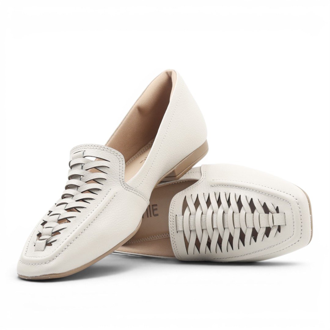 Mocassim Couro Detalhe Branco 2