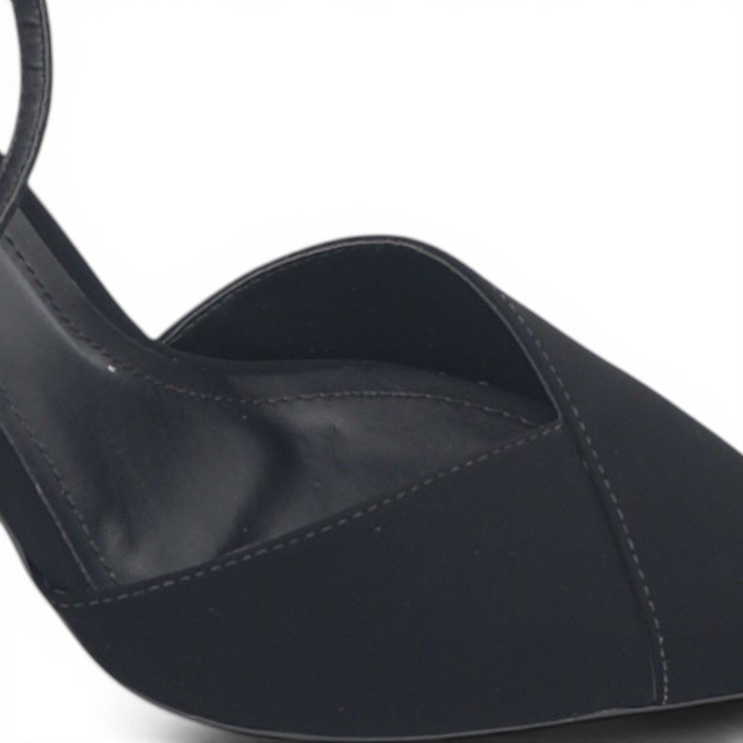 Scarpin Slingback Salto Bloco Preto 2