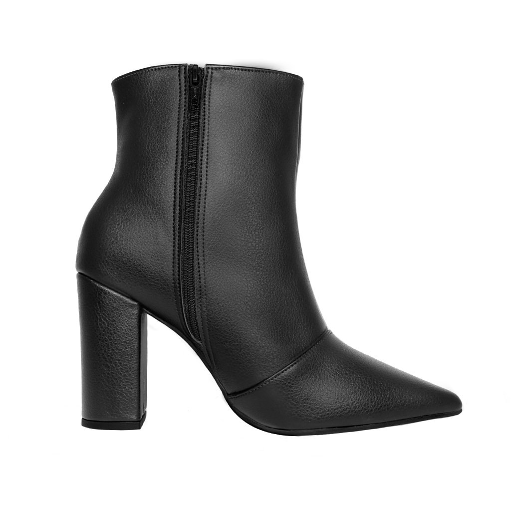 Bota Salto Alto Grosso Cano Curto Bico Fino Luiza Sobreira Preta Mod. 2222 Preto 3