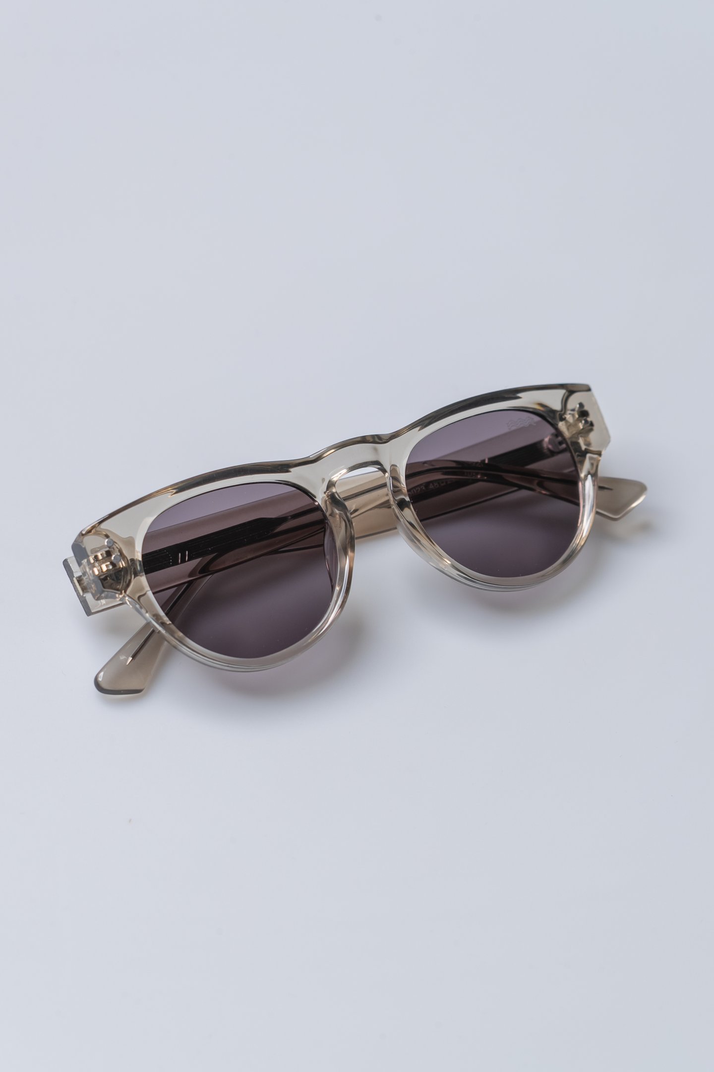 be.sunglass Salina Dourado 4